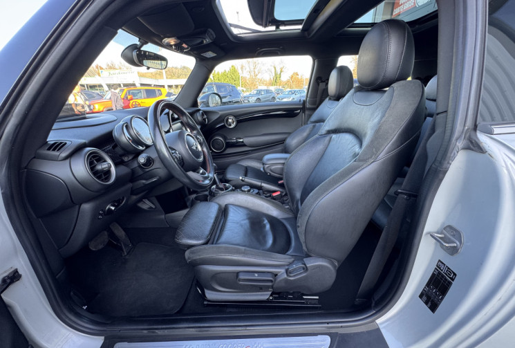 MINI MINI COOPER S 192ch /SUIVI MINI / TOIT OUVRANT / SIEGE CHAUFFANT / AFFICHAGE TETE HAUTE