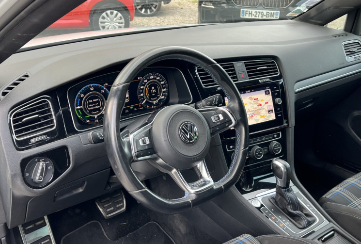 VOLKSWAGEN GOLF 1.4 TSI 204 HYBRIDE GTE DSG6 / Véhicule Français / 1ère Main / Carplay / Caméra 