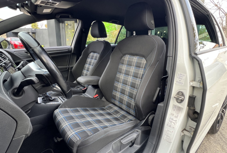 VOLKSWAGEN GOLF 1.4 TSI 204 HYBRIDE GTE DSG6 / Véhicule Français / 1ère Main / Carplay / Caméra 