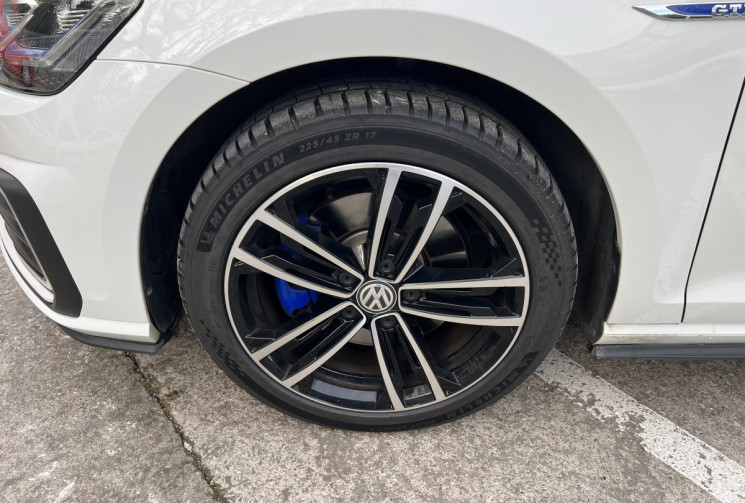 VOLKSWAGEN GOLF 1.4 TSI 204 HYBRIDE GTE DSG6 / Véhicule Français / 1ère Main / Carplay / Caméra 