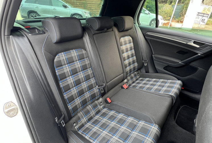 VOLKSWAGEN GOLF 1.4 TSI 204 HYBRIDE GTE DSG6 / Véhicule Français / 1ère Main / Carplay / Caméra 