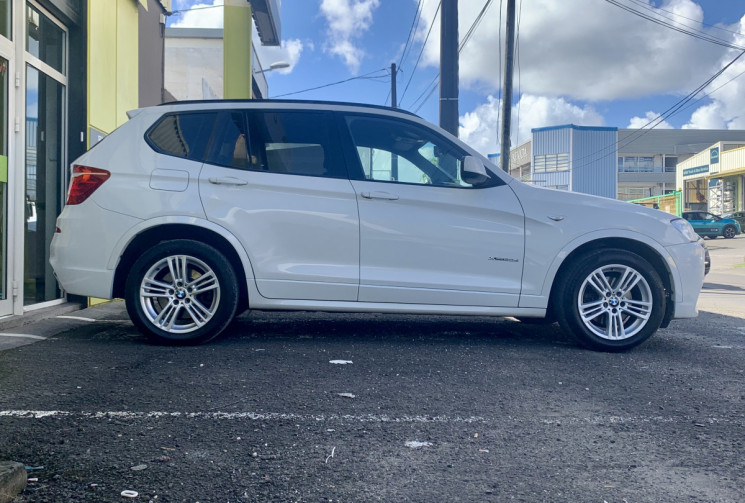 BMW X3 20d xDrive 2.0 d 16V F25 DPF 184 cv Boîte auto // Sport Design Pack M // Excellent état