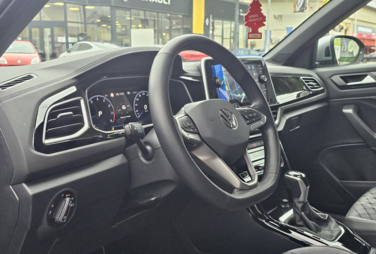 VOLKSWAGEN T-ROC Phase 2 1.5 TSI 16V BMT DSG7 150 cv Boîte auto