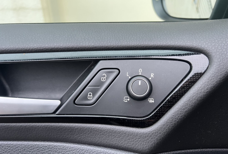 VOLKSWAGEN GOLF 7 Phase 2 1.6 TDI Blue Motion DSG7 115 cv Boîte auto