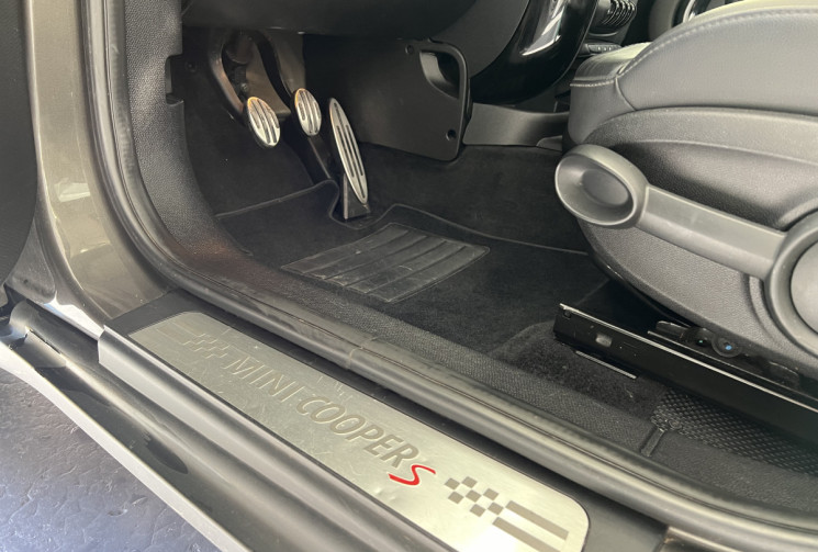 Mini Countryman Cooper S John Cooper Works 1.6i 184 cv / Toit Ouvrant / Chaine de distribution