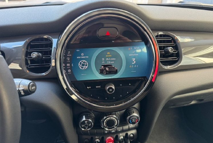 Mini Mini one 3 (F56) 1.5 i 102 cv origine France 1er main ETAT NEUF 5500 KM /LED / 