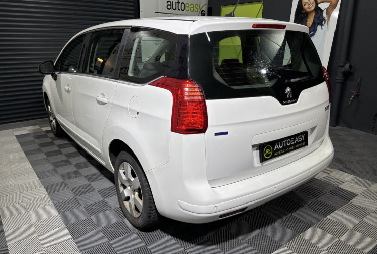 Peugeot 5008 PHASE 2 1.6 E-HDI 120 ACTIVE 