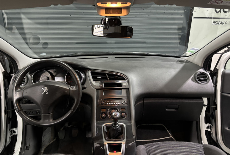 Peugeot 5008 PHASE 2 1.6 E-HDI 120 ACTIVE 