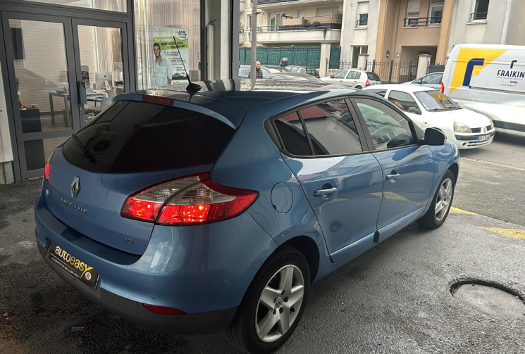 RENAULT MEGANE III Ph2- 1.5 DCi 110 