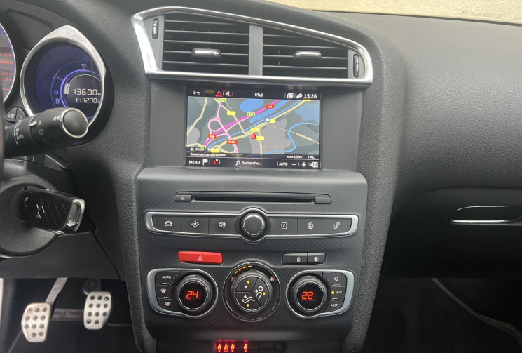 DS DS4 1.6 BlueHDi PERFORMANCE LINE 120 cv