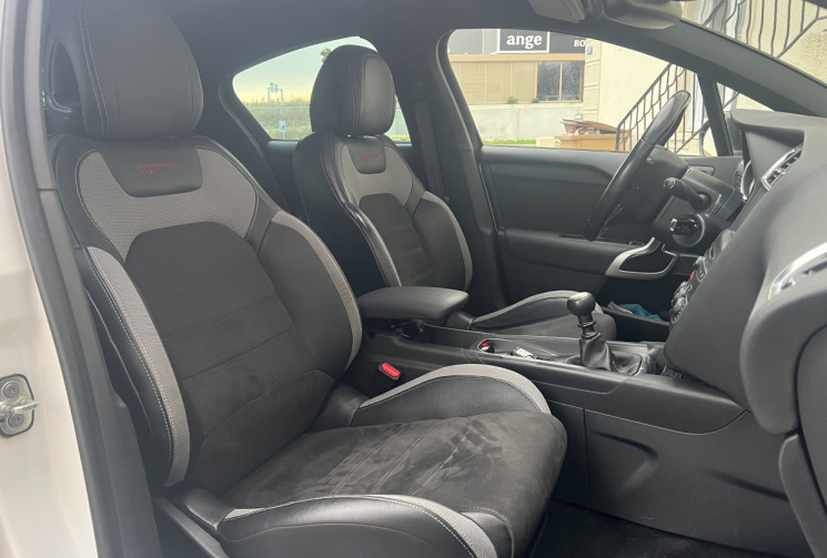 DS DS4 1.6 BlueHDi PERFORMANCE LINE 120 cv
