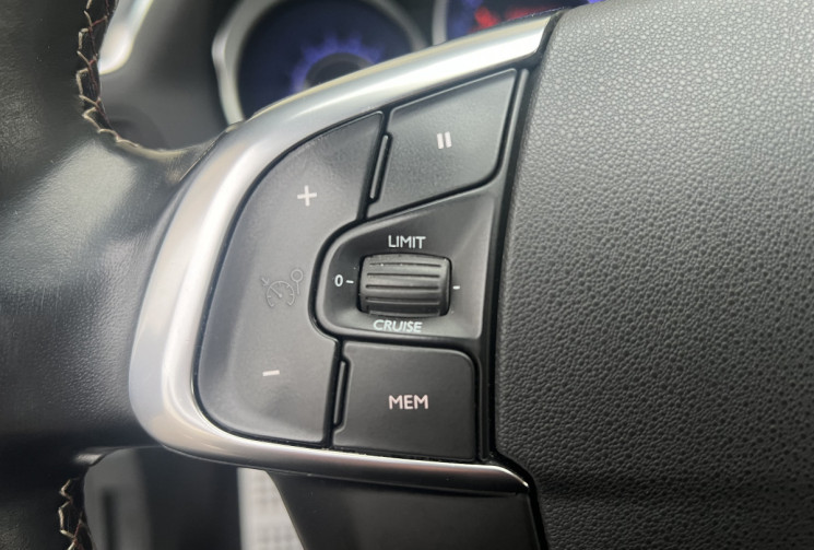 DS DS4 1.6 BlueHDi PERFORMANCE LINE 120 cv