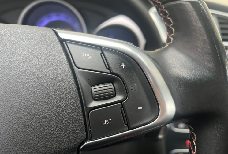 DS DS4 1.6 BlueHDi PERFORMANCE LINE 120 cv