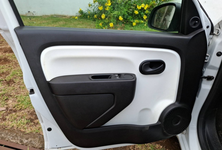 RENAULT TWINGO  III 1.0 SCe 12V eco2  71 cv Life 2