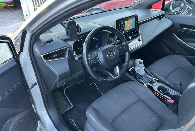 TOYOTA COROLLA XII 1.8 HYBRIDE 122H DESIGN * ENTRETIEN COMPLET TOYOTA *