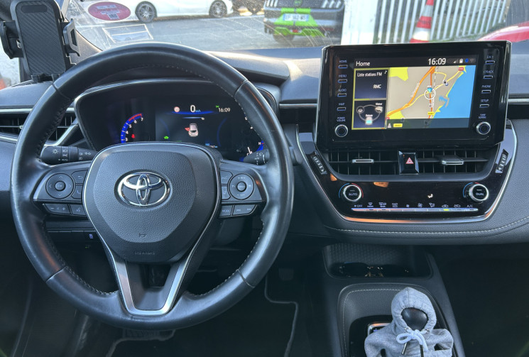 TOYOTA COROLLA XII 1.8 HYBRIDE 122H DESIGN * ENTRETIEN COMPLET TOYOTA *