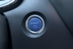 TOYOTA COROLLA XII 1.8 HYBRIDE 122H DESIGN * ENTRETIEN COMPLET TOYOTA *