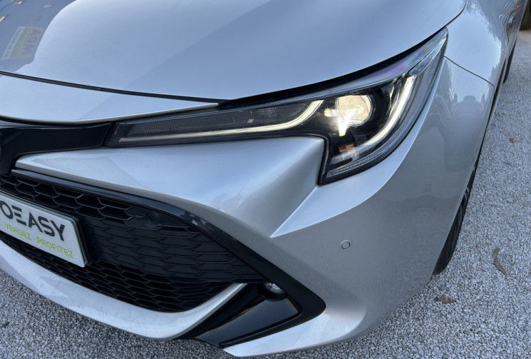 TOYOTA COROLLA XII 1.8 HYBRIDE 122H DESIGN * ENTRETIEN COMPLET TOYOTA *