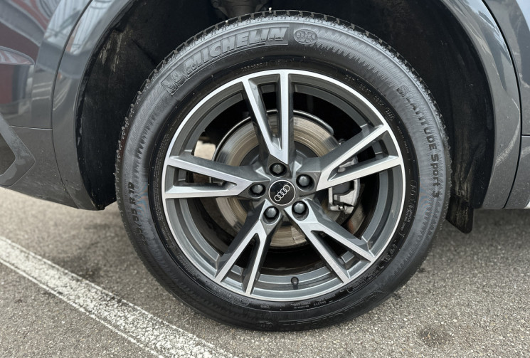 Audi Q5  50 TFSI e 299ch Avus quattro S tronic 7