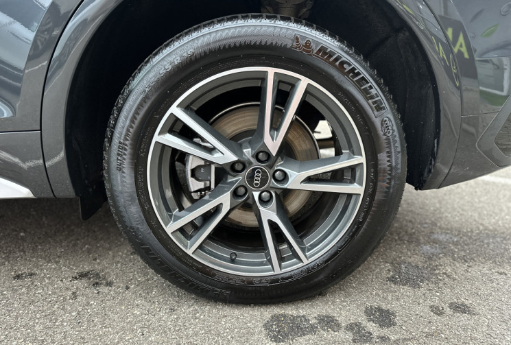 Audi Q5  50 TFSI e 299ch Avus quattro S tronic 7