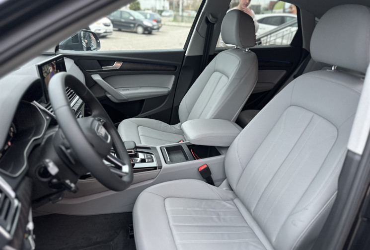 Audi Q5  50 TFSI e 299ch Avus quattro S tronic 7