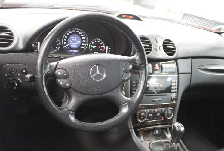 Mercedes CLASSE CLK 220 ELEGANCE