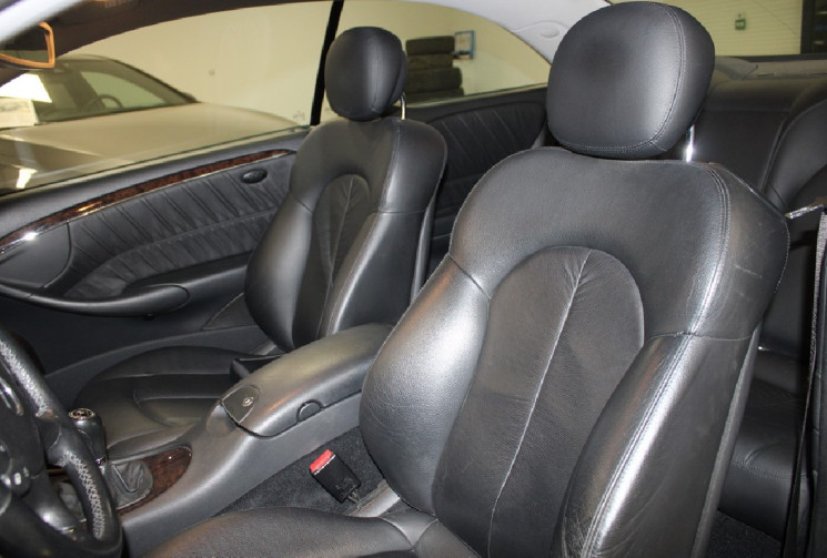 Mercedes CLASSE CLK 220 ELEGANCE