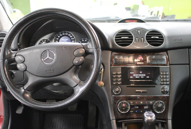 Mercedes CLASSE CLK 220 ELEGANCE