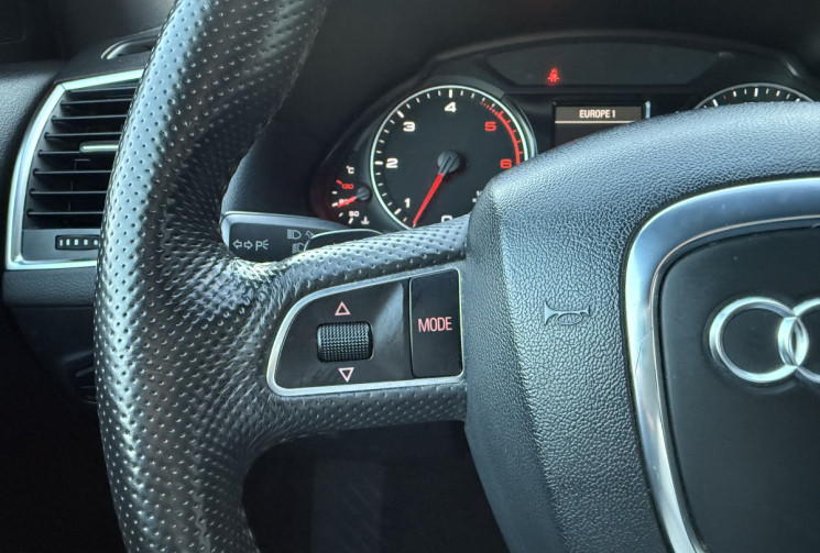 AUDI Q5 3.0 TDI V6 Quattro 239 S-LINE / DOUBLE EMBRAYAGE AUDI NEUF