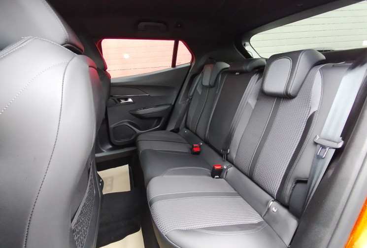Peugeot 2008 II 1.5 BlueHDi 130 S&S GT EAT8
