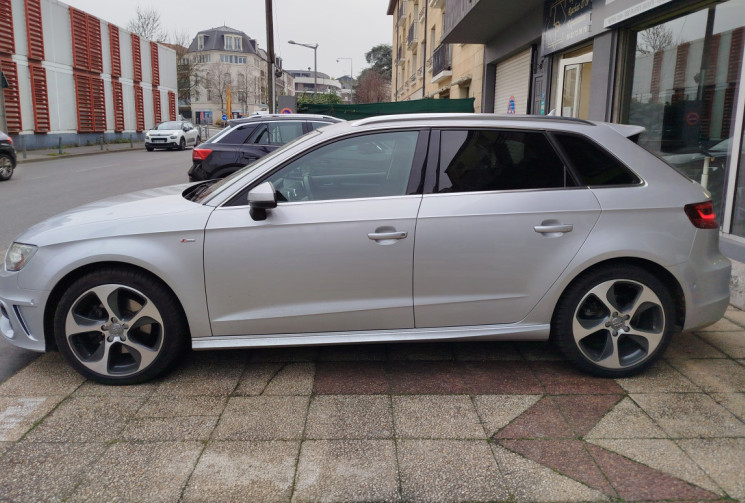 AUDI A3 SPORTBACK 1.8 TFSI  180 Ch QUATTRO / S Line 