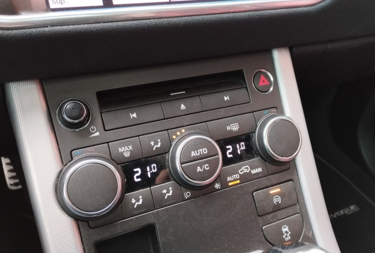 LAND-ROVER Range Evoque Coupé 2.2 TD4 150 Dynamic BVM6