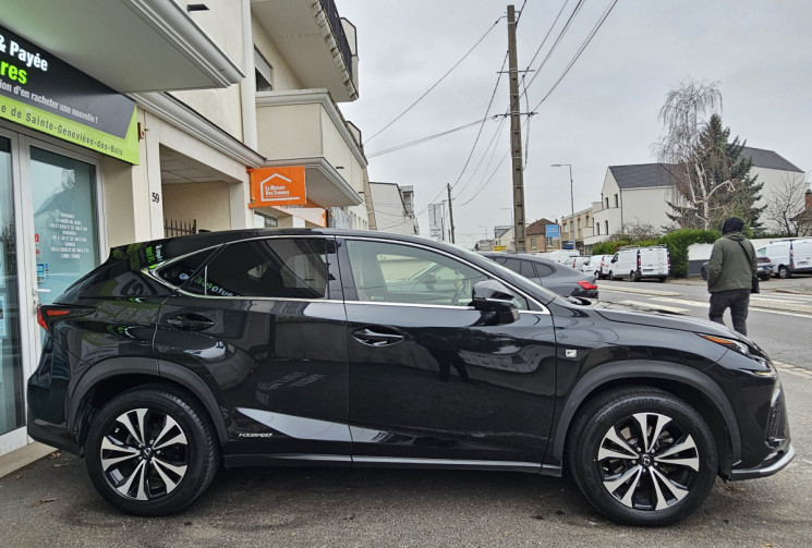 Lexus NX F Sport Executive 300h 2.5 VVT-i 16V 197 Hybrid AWD E-CVT 155 cv Boîte auto