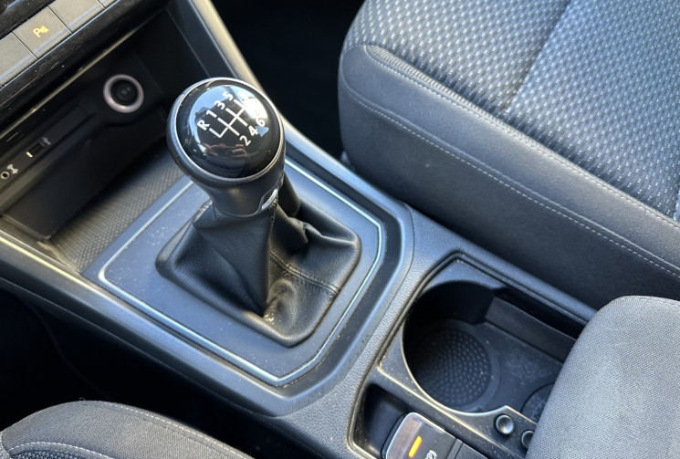 Volkswagen Touran 1.6 TDI 115 CONFORTLINE 7 Places /  Révision + Distri + CT OK / GARANTIE 6 MOIS