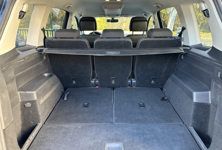 Volkswagen Touran 1.6 TDI 115 CONFORTLINE 7 Places /  Révision + Distri + CT OK / GARANTIE 6 MOIS