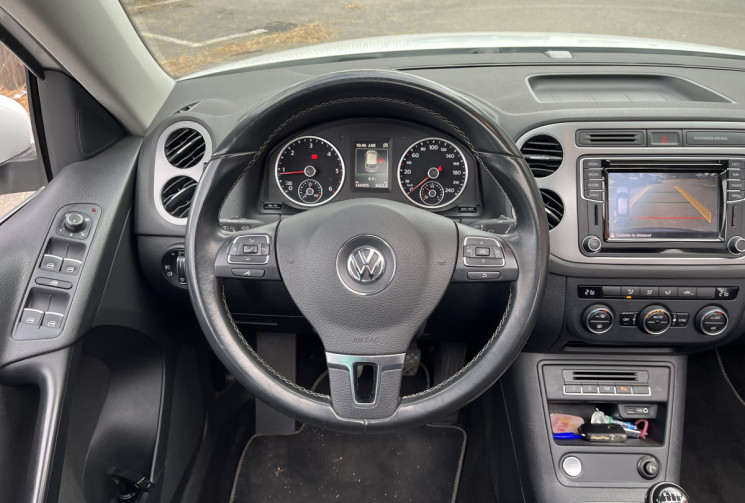 VOLKSWAGEN TIGUAN 2.0 TDI 110ch BlueMotion Technology Sportline / Entretien à jour