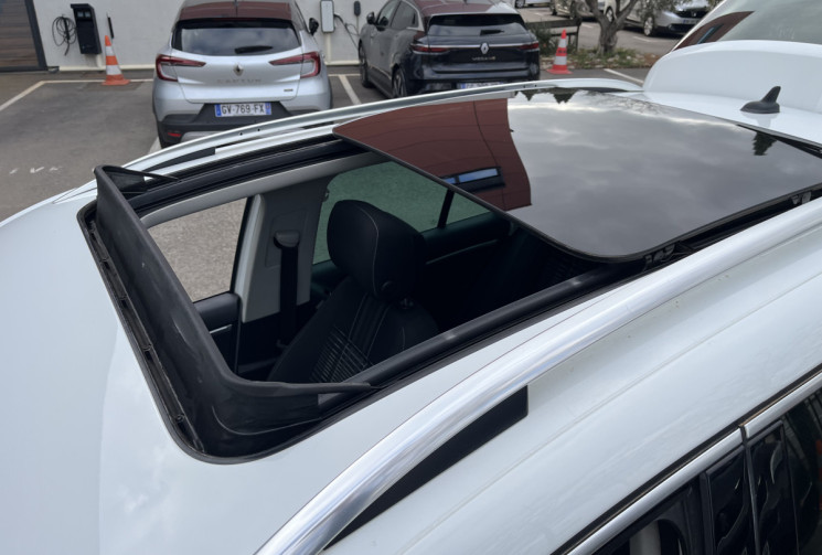 VOLKSWAGEN TIGUAN 2.0 TDI 110ch BlueMotion Technology Sportline / Entretien à jour