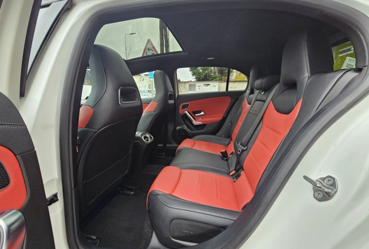 Mercedes Classe A 200 163 ch AMG Line 7G-DCT Cuir Toit ouvrant 