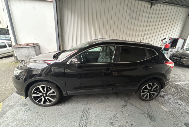 NISSAN QASHQAI 1.6 130 TECKNA TOIT PANORAMIQUE CUIR