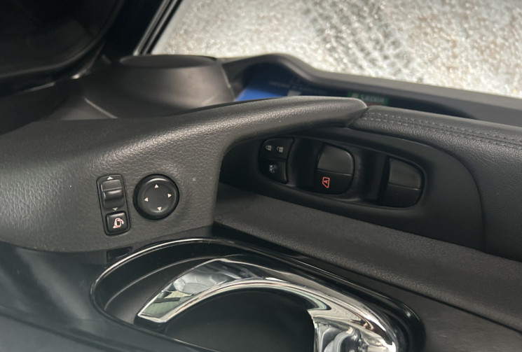 NISSAN QASHQAI 1.6 130 TECKNA TOIT PANORAMIQUE CUIR