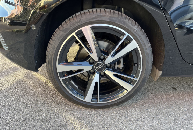 Audi A3 Sportback IV 40 TFSI e 204ch Business line S tronic 6