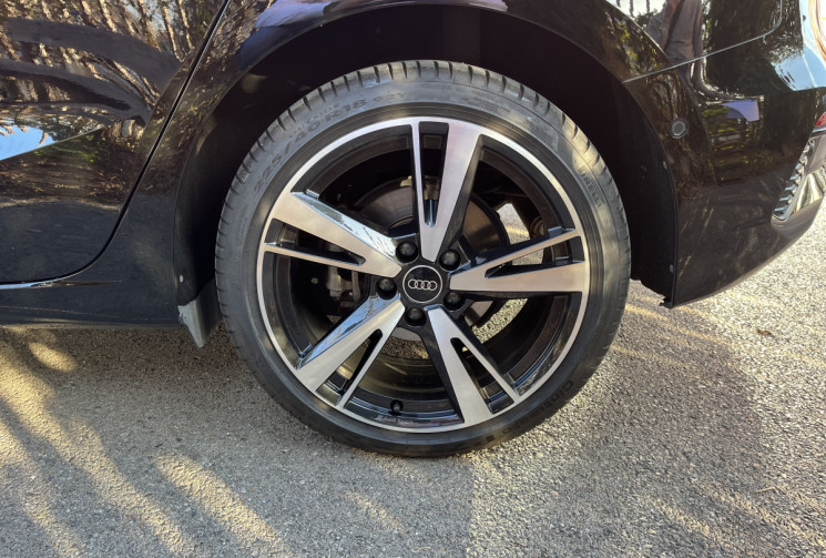 Audi A3 Sportback IV 40 TFSI e 204ch Business line S tronic 6