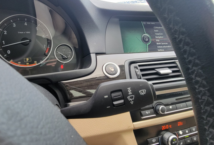 BMW SERIE 5 (F10) Berline 528i 3.0 258 CV LUXE
