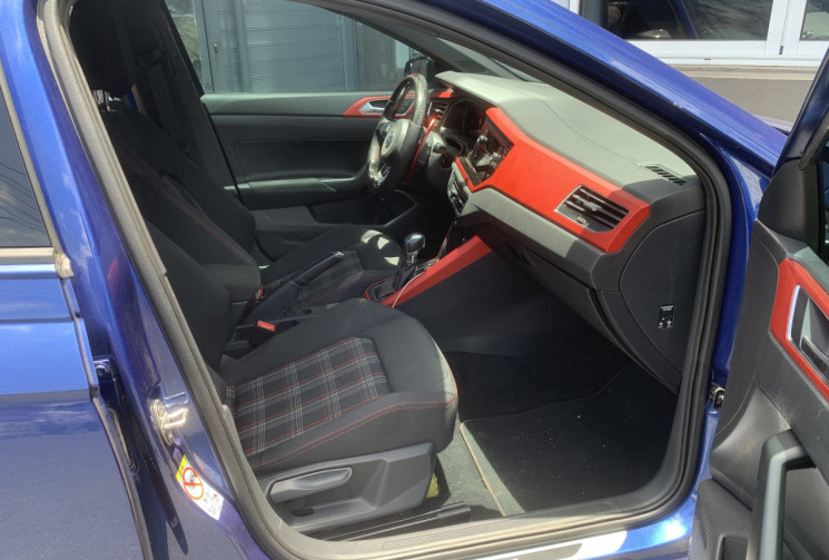 Volkswagen Polo  VI 2.0 TFSI DSG6 200 cv GTI