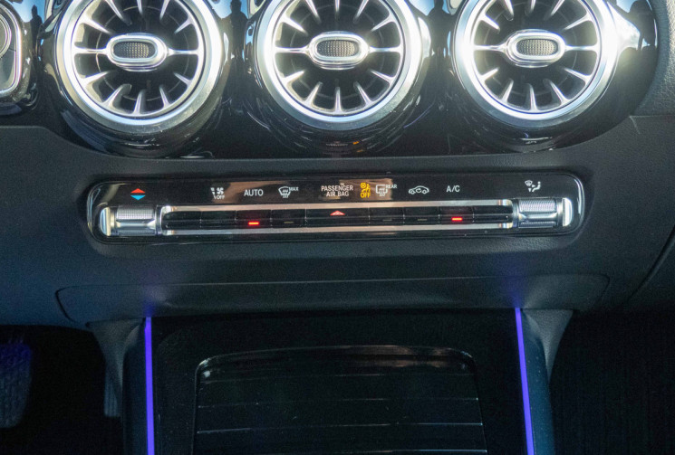 Mercedes CLASSE B B 200 163cv 7G-DCT Progressive ATTELAGE camera recul éclairage ambiance LED BVA