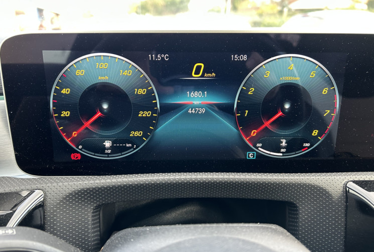 Mercedes CLA 180 AMG Line 136 cv