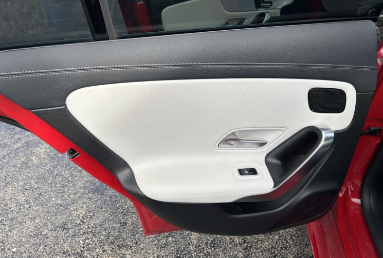 Mercedes CLA 180 AMG Line 136 cv
