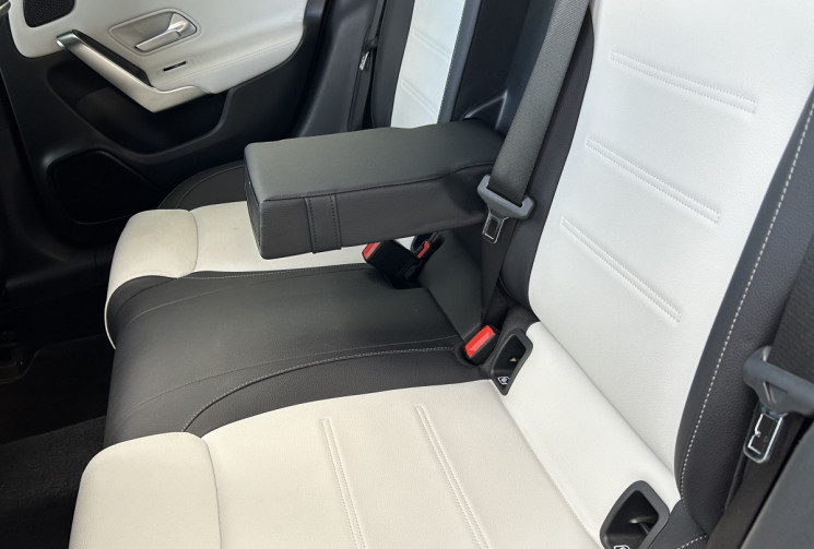 Mercedes CLA 180 AMG Line 136 cv