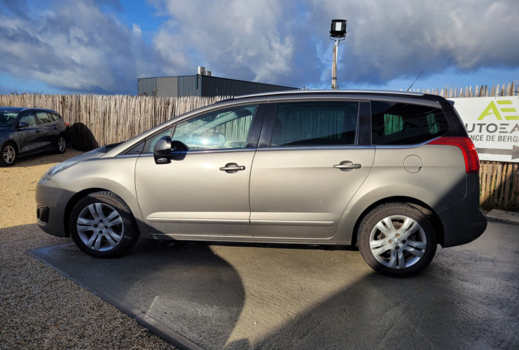Peugeot 5008 2.0 BlueHdi 150Ch S&S BVM6 ALLURE