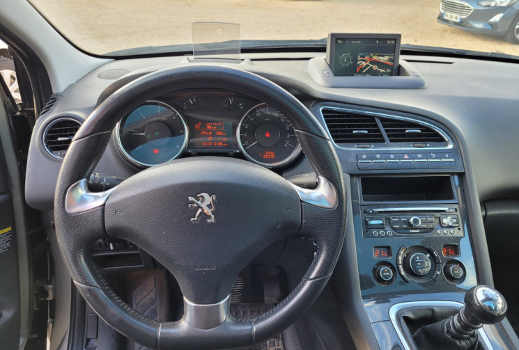 Peugeot 5008 2.0 BlueHdi 150Ch S&S BVM6 ALLURE
